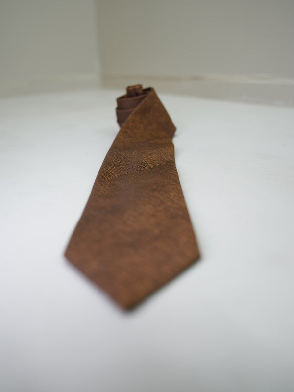 Set aus Krawatte und Einstecktuch